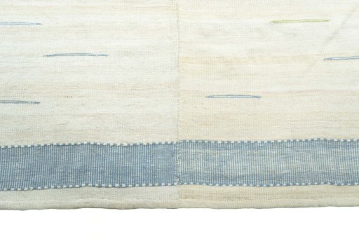 Central medallion detail of New Kilim Kiasar rug from Iran / Persia