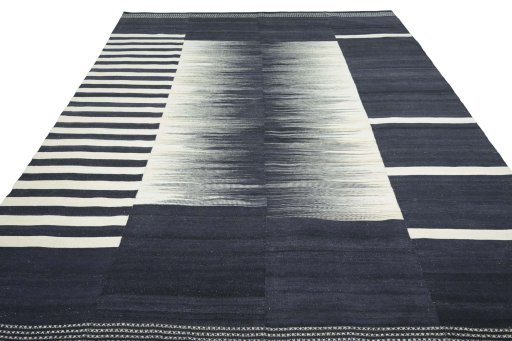 Close-up detail of New Kilim Kiasar rug from Iran / Persia showing Wool weave
