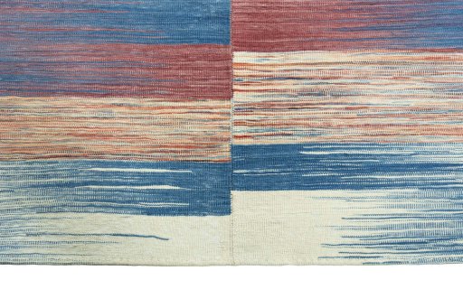 Central medallion detail of New Kilim Kiasar rug from Iran / Persia