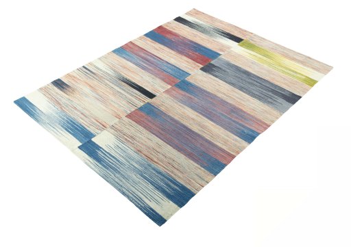 Corner detail of New Kilim Kiasar rug showing border pattern and Wool pile