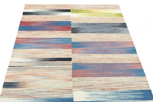 Close-up detail of New Kilim Kiasar rug from Iran / Persia showing Wool weave