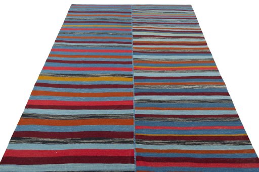Close-up detail of New Kilim Kiasar rug from Iran / Persia showing Wool weave