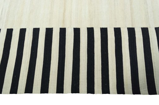 Full view of New Kilim Kiasar rug from Iran / Persia, 320 × 221 cm in Beige tones