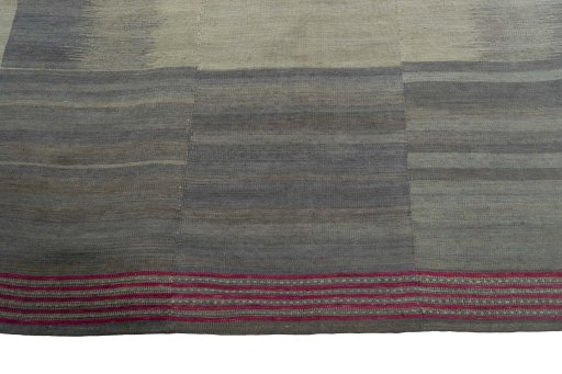 Close-up detail of New Kilim Kiasar rug from Iran / Persia showing Wool weave