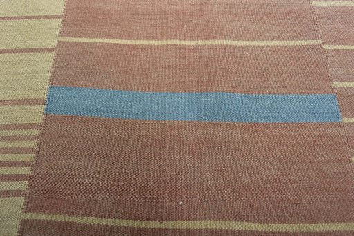 Backside of handmade New Kilim Kiasar rug showing knot structure and weave density
