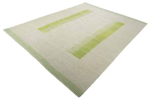 Corner detail of New Kilim Kiasar rug showing border pattern and Wool pile