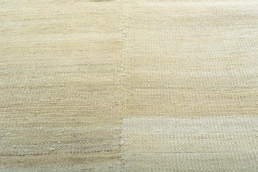 Backside of handmade New Kilim Kiasar rug showing knot structure and weave density