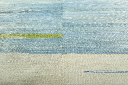 Backside of handmade New Kilim Kiasar rug showing knot structure and weave density