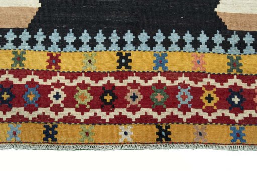 Central medallion detail of New Kilim Sofre rug from Iran / Persia