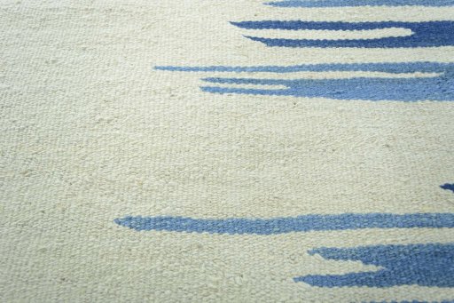 Backside of handmade New Kilim Sofre rug showing knot structure and weave density