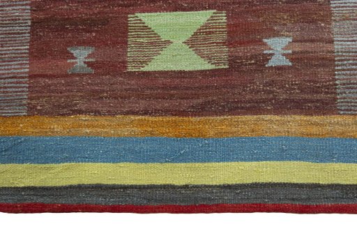 Central medallion detail of New Kilim Sofre rug from Iran / Persia