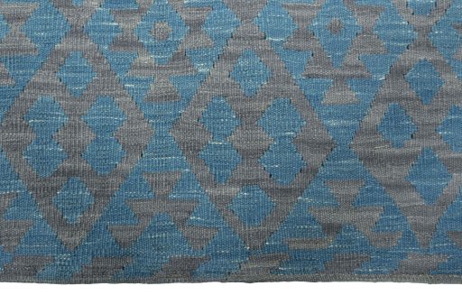 Central medallion detail of New Kilim Sofre rug from Turkey