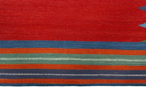 Central medallion detail of New Kilim Sofre rug from Turkey