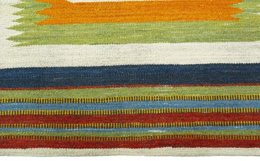 Central medallion detail of New Kilim Sofre rug from Turkey
