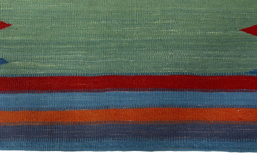 Central medallion detail of New Kilim Sofre rug from Turkey