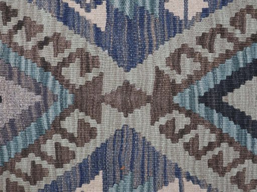 Central medallion detail of New Modern Design rug from Pakistan
