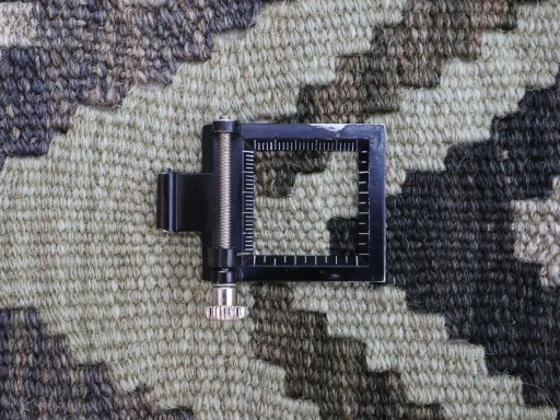 Corner detail of New Modern Design rug showing border pattern and Wool pile