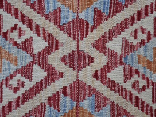 Central medallion detail of New Modern Design rug from Pakistan