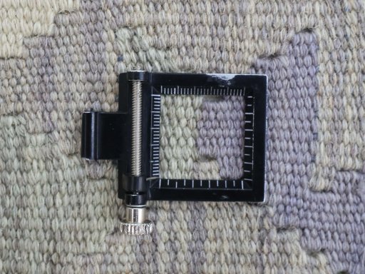 Corner detail of New Modern Design rug showing border pattern and Wool pile