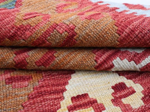 Close-up detail of New Modern Design rug from Pakistan showing Wool weave