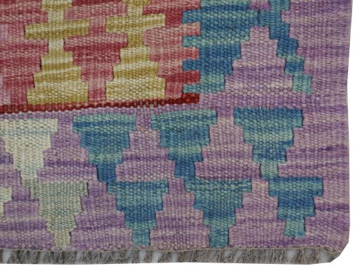Close-up detail of New Modern Design rug from Pakistan showing Wool weave