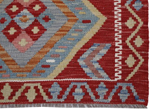 Close-up detail of New Modern Design rug from Pakistan showing Wool weave