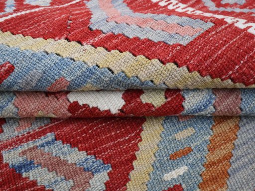 Close-up detail of New Modern Design rug from Pakistan showing Wool weave