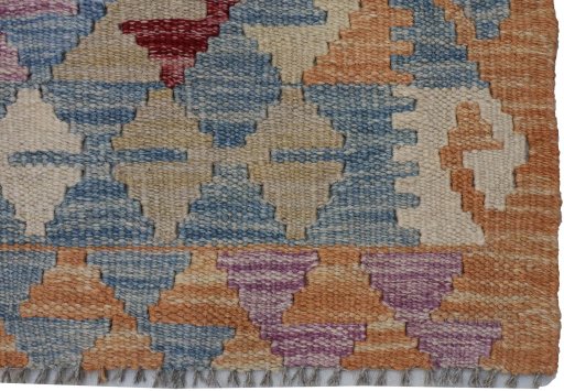 Close-up detail of New Modern Design rug from Pakistan showing Wool weave