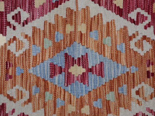 Central medallion detail of New Modern Design rug from Pakistan