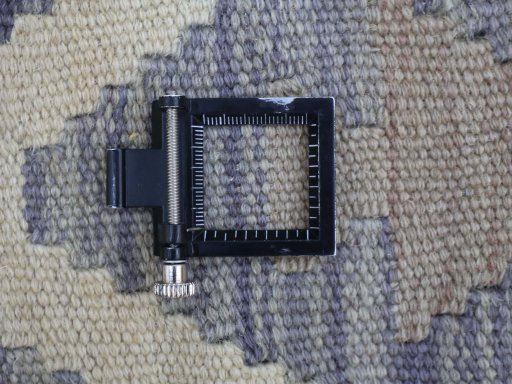 Corner detail of New Modern Design rug showing border pattern and Wool pile