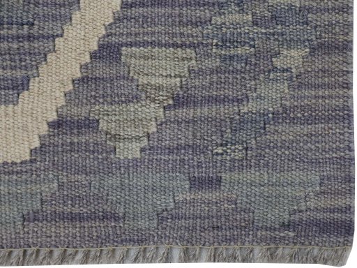 Close-up detail of New Modern Design rug from Pakistan showing Wool weave