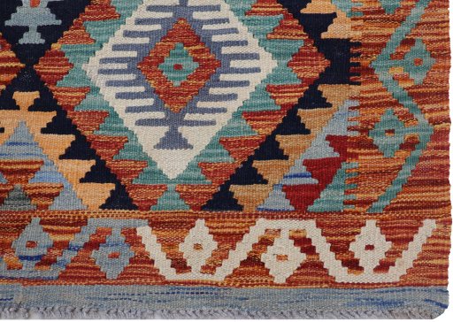 Close-up detail of New Modern Design rug from Pakistan showing Wool weave