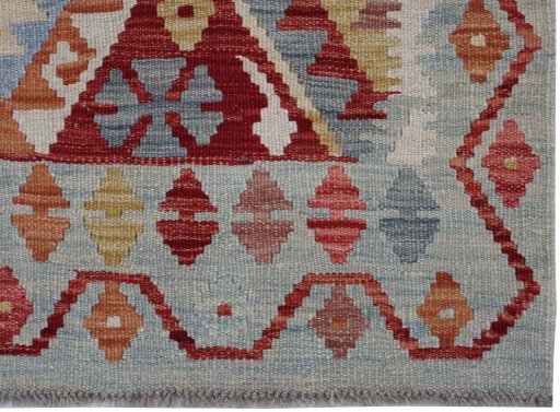 Close-up detail of New Modern Design rug from Pakistan showing Wool weave