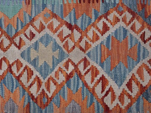 Central medallion detail of New Modern Design rug from Pakistan