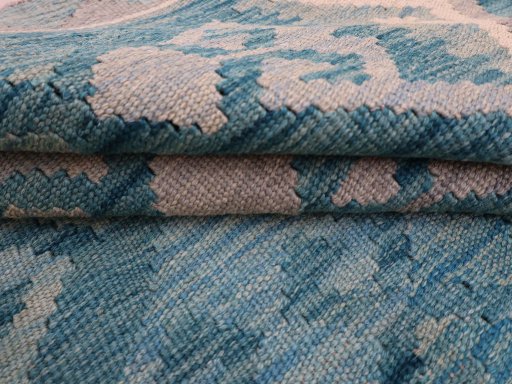 Close-up detail of New Modern Design rug from Pakistan showing Wool weave