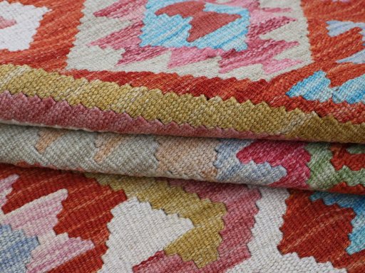 Close-up detail of New Modern Design rug from Pakistan showing Wool weave