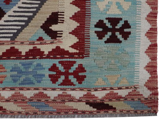 Close-up detail of New Modern Design rug from Pakistan showing Wool weave