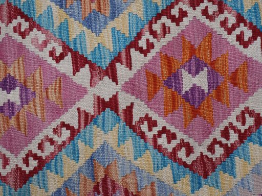 Central medallion detail of New Modern Design rug from Pakistan