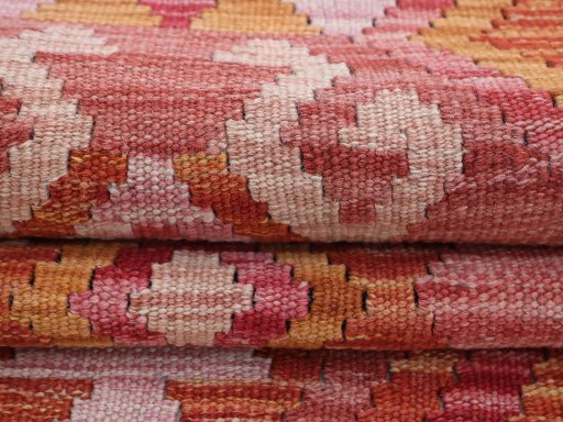 Close-up detail of New Modern Design rug from Pakistan showing Wool weave