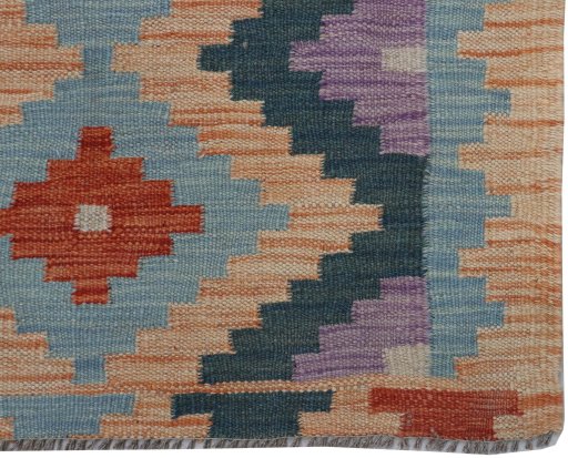 Close-up detail of New Modern Design rug from Pakistan showing Wool weave
