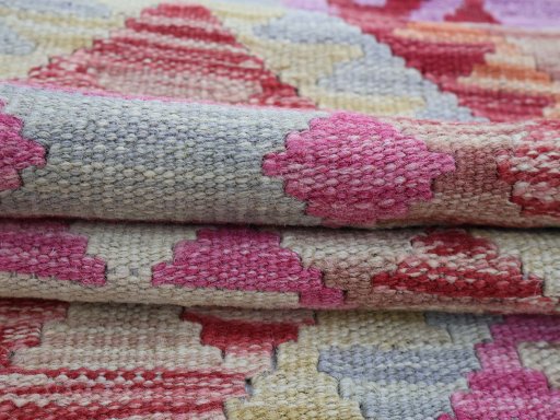 Close-up detail of New Modern Design rug from Pakistan showing Wool weave