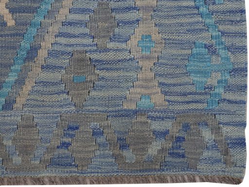 Close-up detail of New Modern Design rug from Pakistan showing Wool weave
