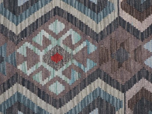 Central medallion detail of New Modern Design rug from Pakistan