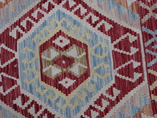 Central medallion detail of New Modern Design rug from Pakistan