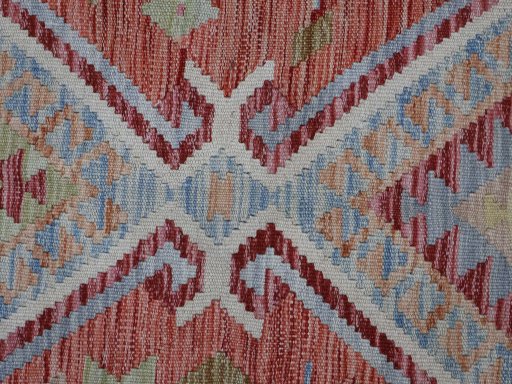 Central medallion detail of New Modern Design rug from Pakistan