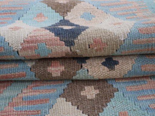 Close-up detail of New Modern Design rug from Pakistan showing Wool weave