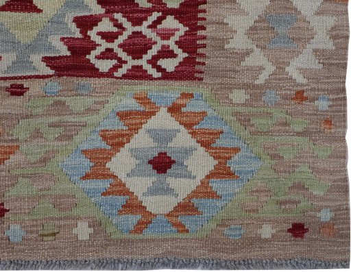 Close-up detail of New Modern Design rug from Pakistan showing Wool weave