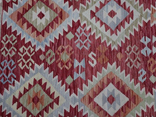Central medallion detail of New Modern Design rug from Pakistan