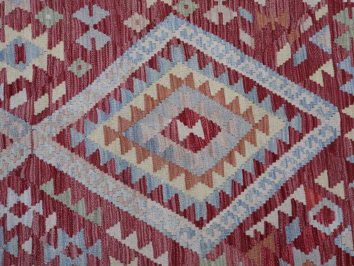 Central medallion detail of New Modern Design rug from Pakistan