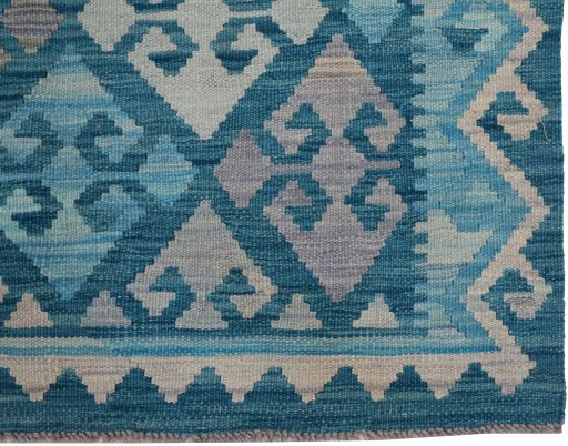 Close-up detail of New Modern Design rug from Pakistan showing Wool weave